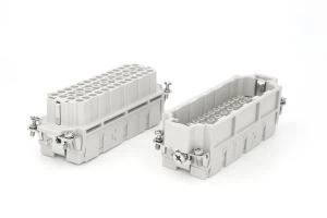 Conector de inserción de alta densidad para trabajo pesado